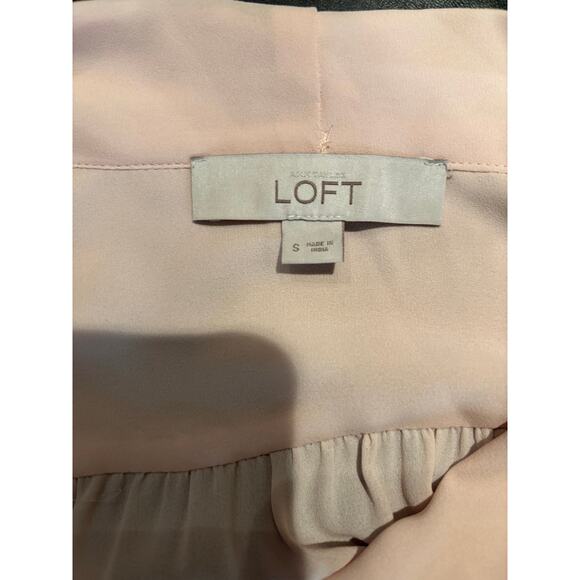 Women's Ann Taylor Loft LS Light Pink V-Neck Blouse with Tie Front, Sz Sm., EUC - Picture 3 of 3